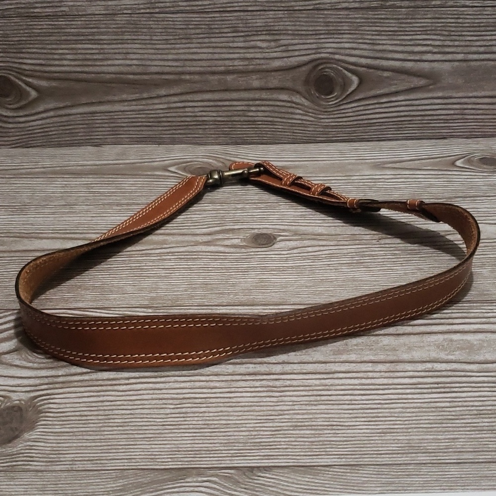 Brown woman adjustable hook belt - Picture 2 of 3